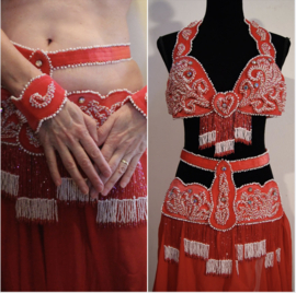 Egyptisch cabaret kostuum, kompleet 5-delig buikdanskostuum fluweel met taillebandje ROOD WIT