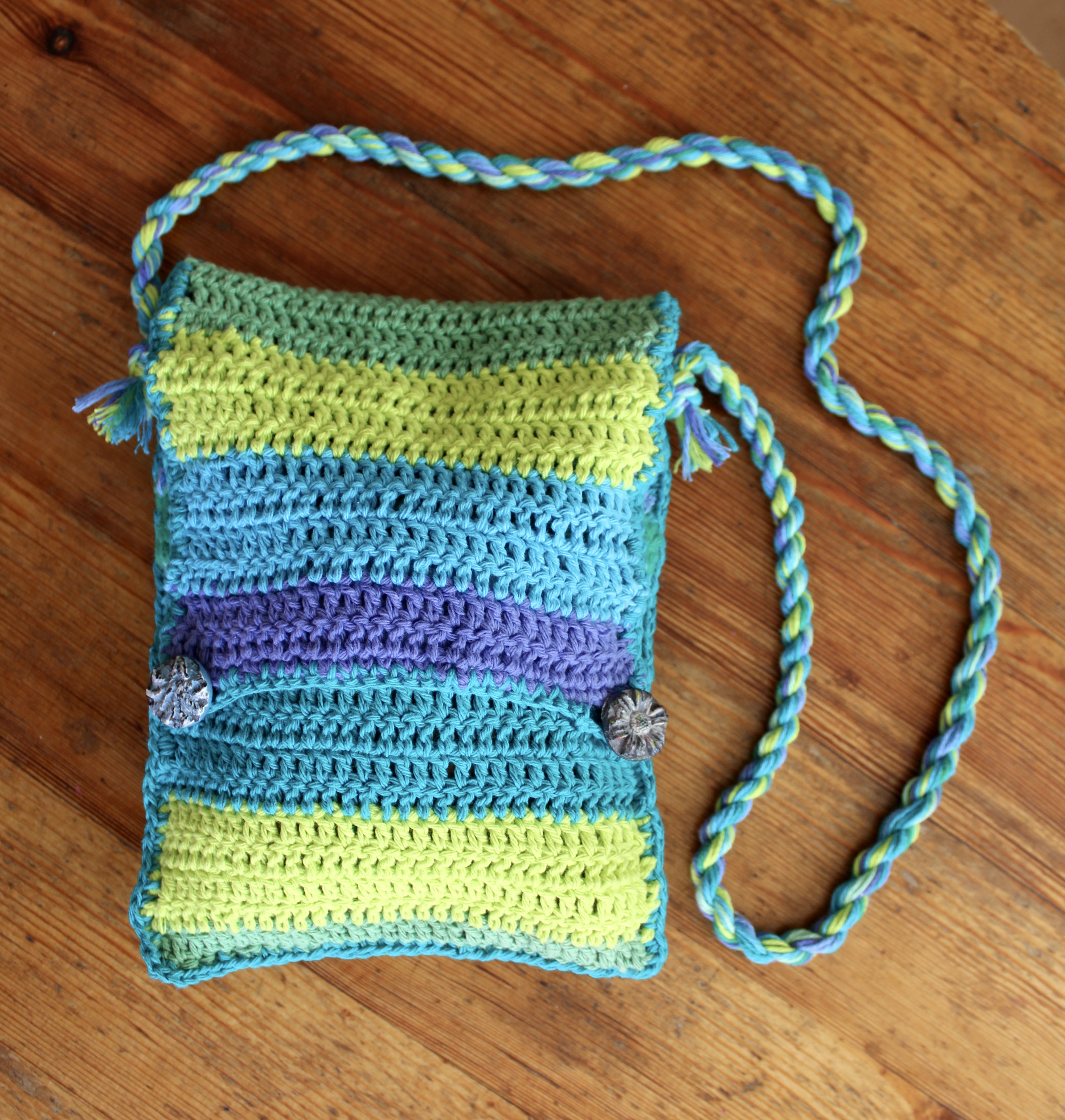Gehaakt handtasje, schoudertasje, Boho hippie chic festivaltasje, party purse, (fluo) groen, in tinten van groen, blauw en turquoise