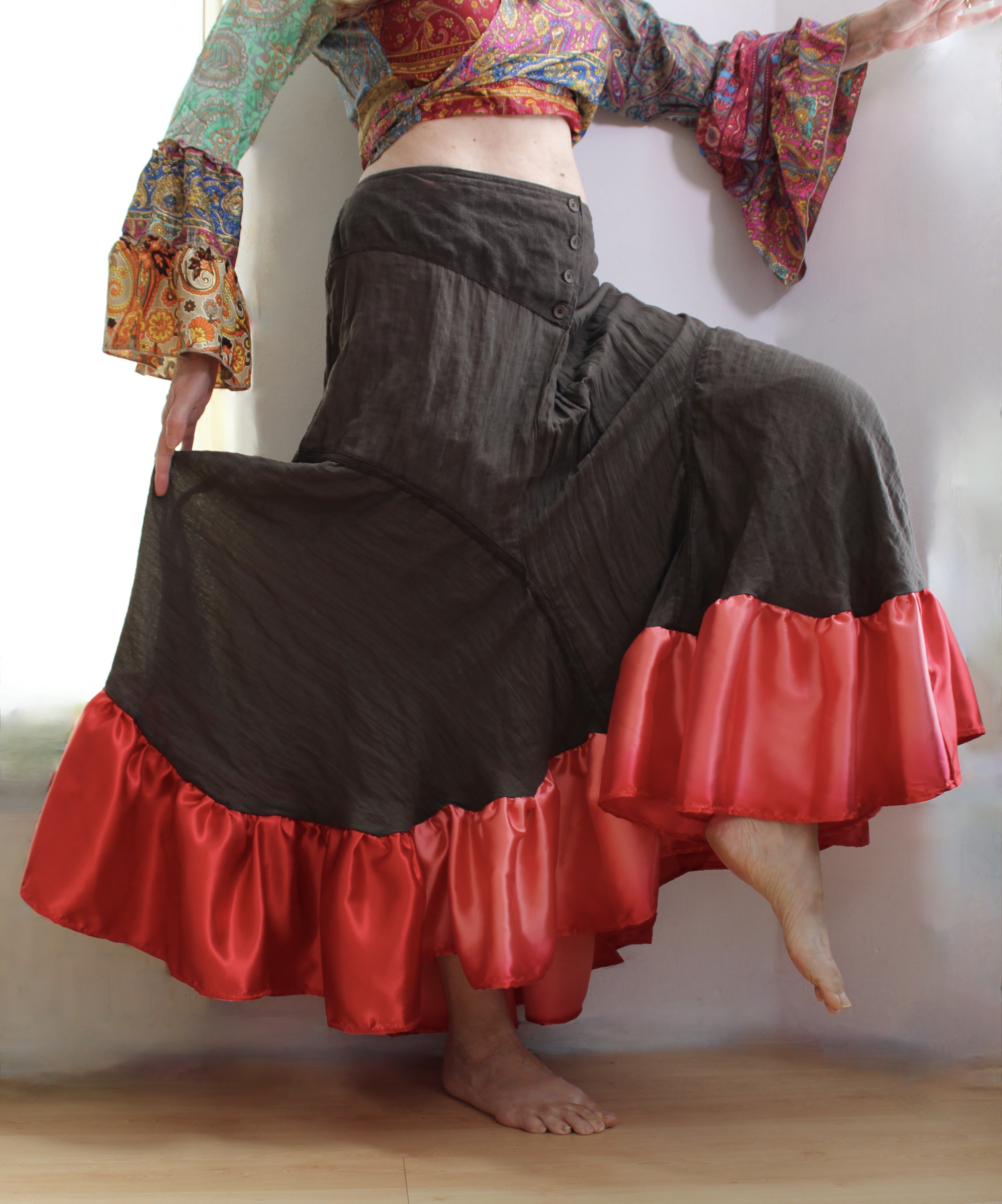 DARK BROWN ruffled Flamenco Oriental skirt with RED satin flounce - suits 42/44/46/48,  XL, XXL