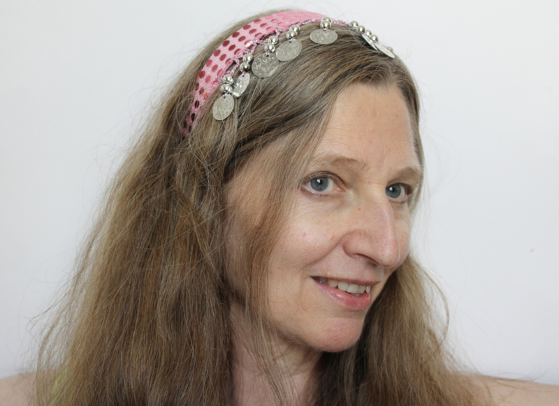 Glitter Diadeem haarband ROZE met ZILVEREN muntjes en kraaltjes Tiara voor meisjes en dames - one size