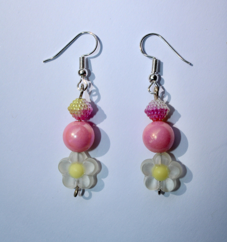 Lightweight sweety Earrings YELLOW flowers and PINK balloons decorated for ladies or girls