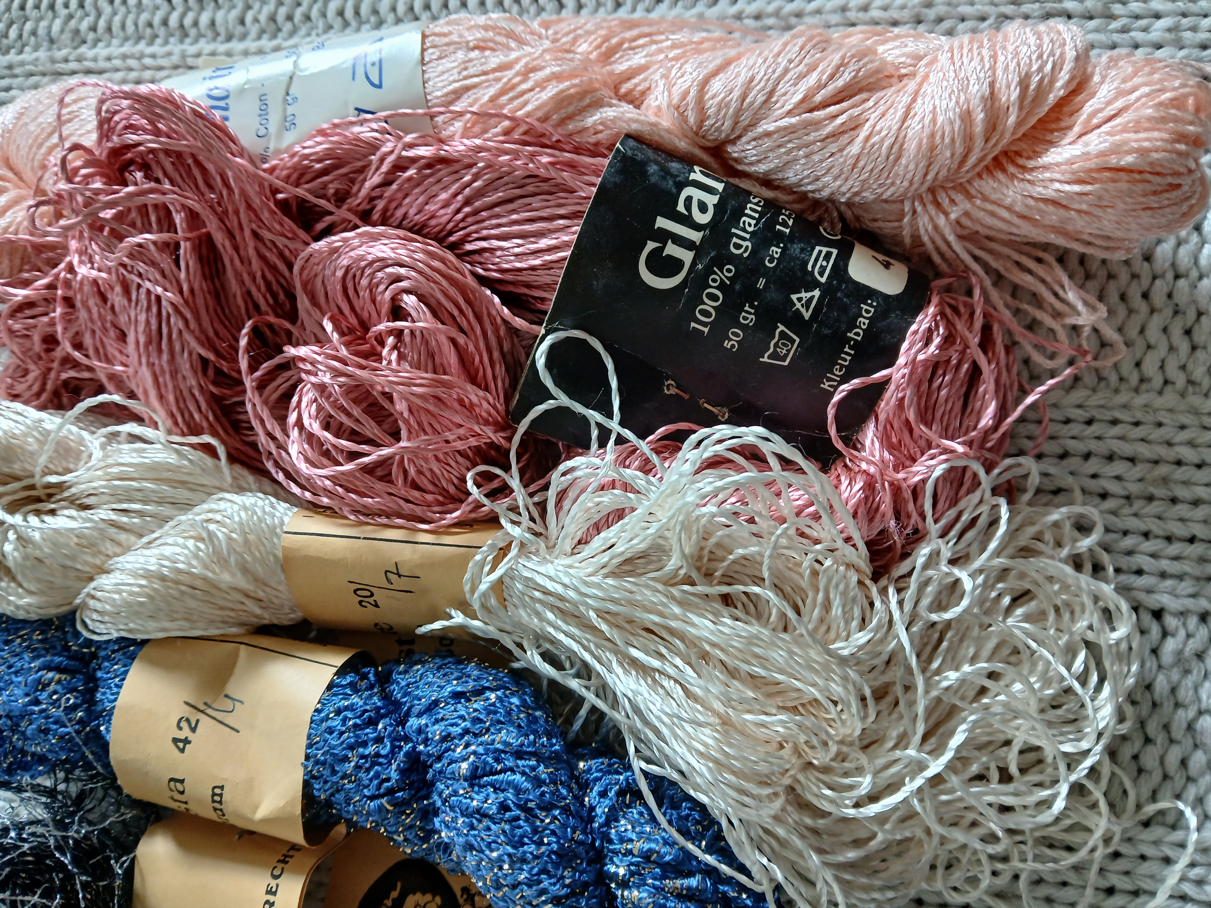 Pakket restanten viscose 230 gram
