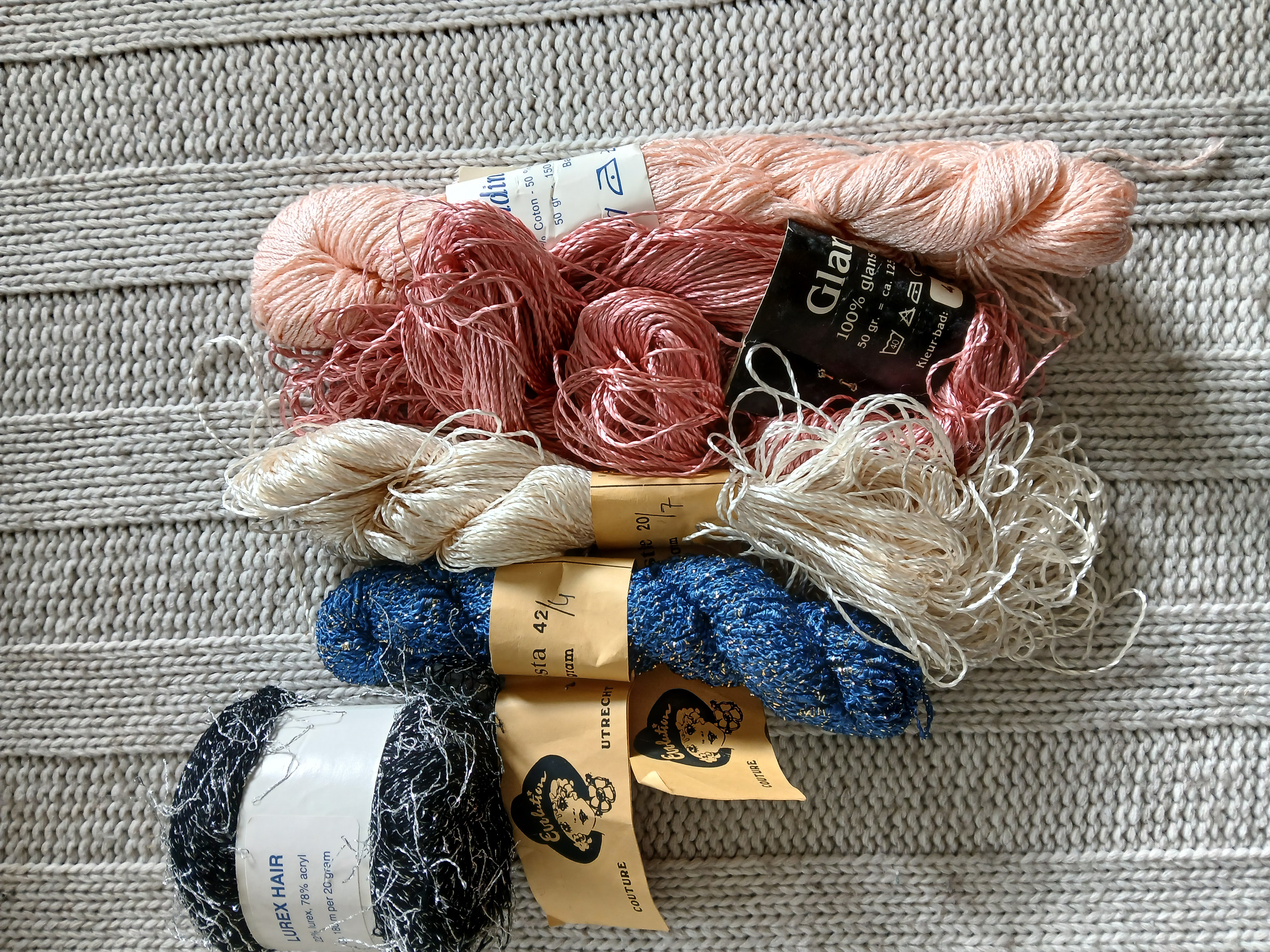 Pakket restanten viscose 230 gram