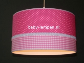Babylamp fucsia stipje en roze ruitjes