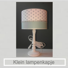 Lampenkapje in dezelfde stoffen als de hanglamp