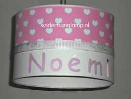 Babylamp roze met witte hartjes en naam