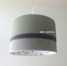 babylamp wafelstof oud groen en veertjes