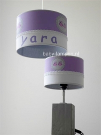 Babylamp Yara paars met drie keer uiltjes en grijze stof aan de binnenkant