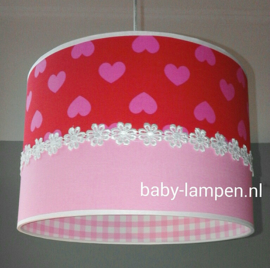 babylamp rood roze hartjes