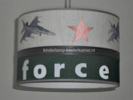 kinderlamp babykamer airforce legergroen beige en straaljagers