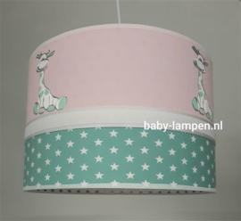 Hanglamp babykamer roze girafjes