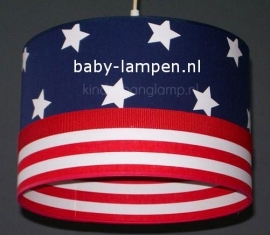 lamp babykamer donkerblauwe ster en rood wit gestreept