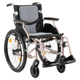 Rolstoel Multimotion M10 met dikke luchtbanden
