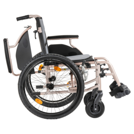 Rolstoel Multimotion M10 met dikke luchtbanden