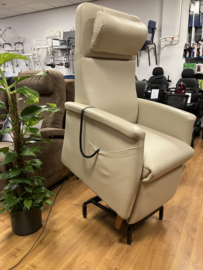 Sta op stoel Fitform Elevo 580, van soepel leer