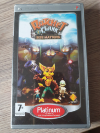 Ratchet Clank - Size Matters Platinum - Sony Playstation -  PSP  (K.2.1)