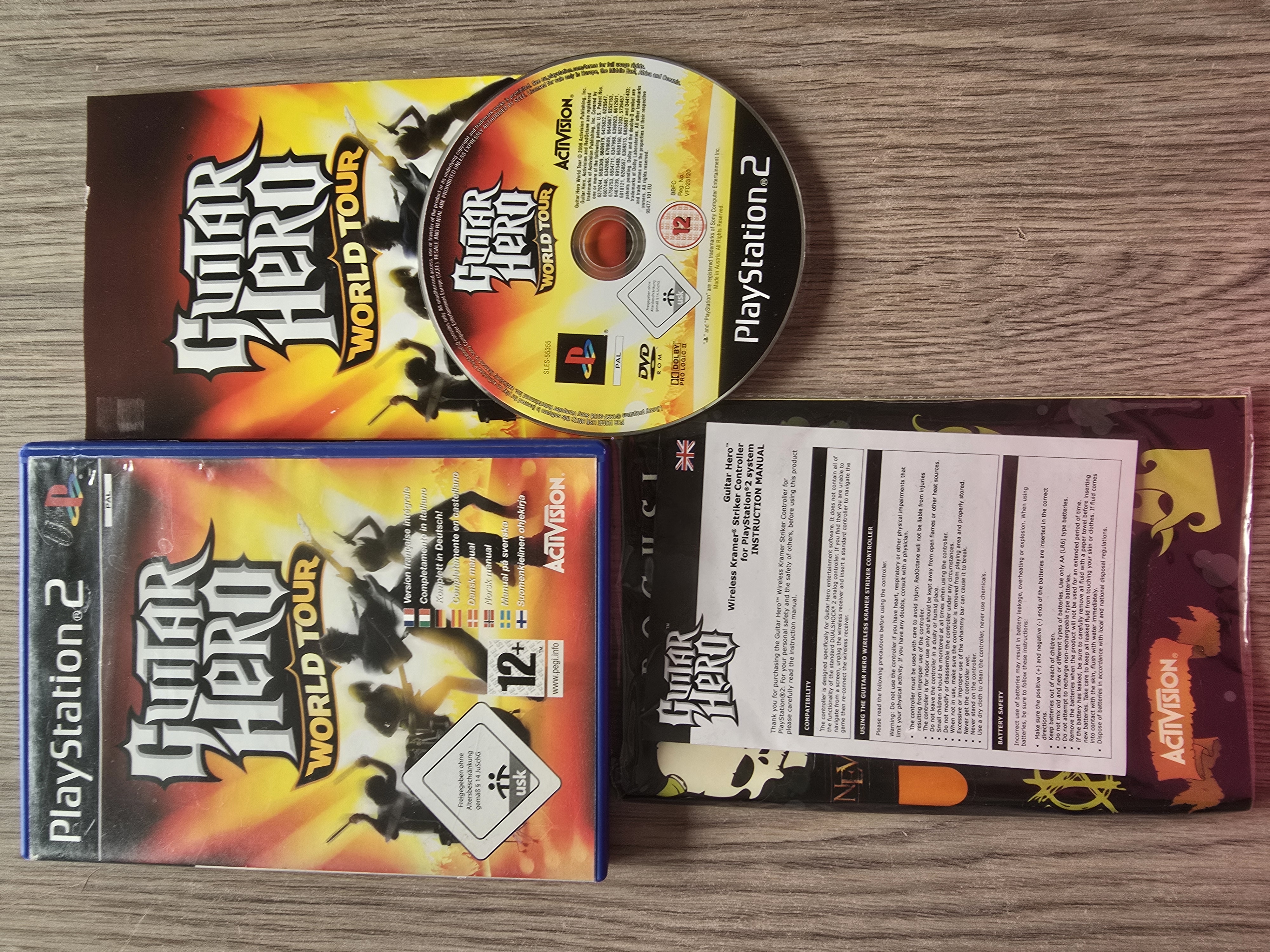 Guitar Hero World Tour - Sony Playstation 2 - PS2 (I.2.5)