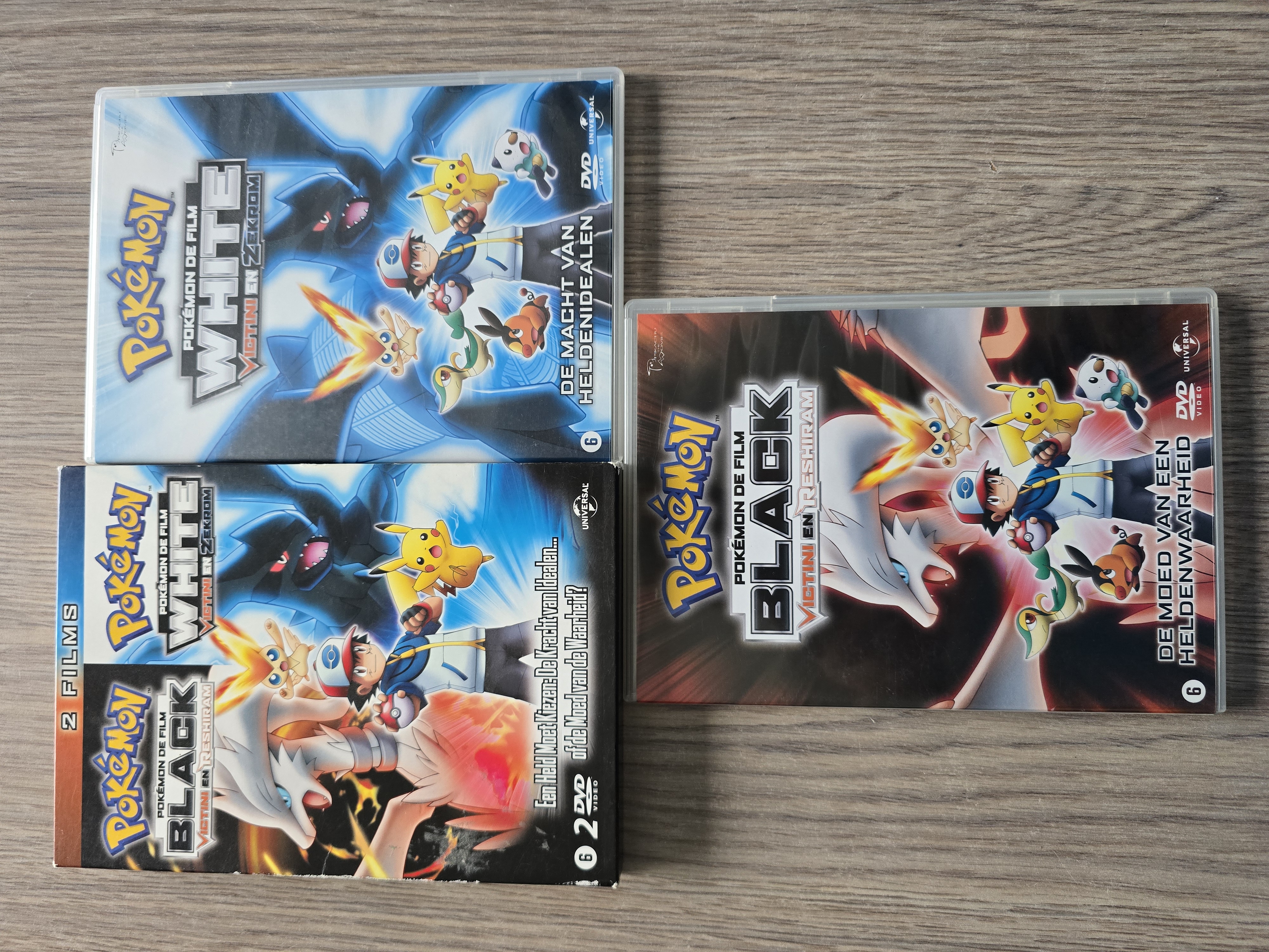 Pokémon  de Film Black Victini en Reshiram/ White Vicitini en Zekrom DVD(Q.1.4)