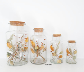 Jar met droogbloemen Studio EEKE L