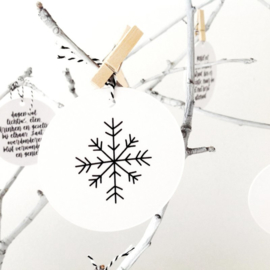 Kerst hanger/ bal Dagen vol lichtjes, eten, drinken en...  |  By Romi