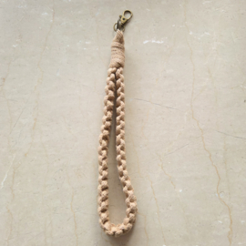 Wovely - Macramé tassenhanger camel