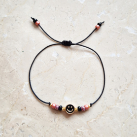 Armbandje smiley | zwart