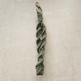 Wovely - Macramé tassenhanger groen
