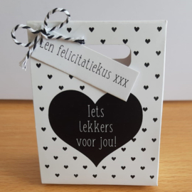 Kadotasje 116 Iets lekkers voor jou - een felicitatiekus xxx