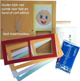 Klok - My First Clock houtkleur met ruimte voor foto en gipsafdruk hand of voet