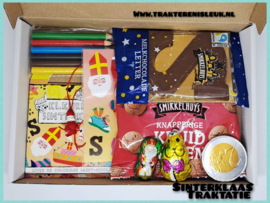 Sinterklaas  en Piet cadeau doos Traktatie