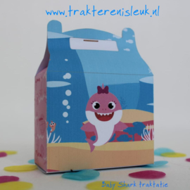 Baby Shark Traktatie roze