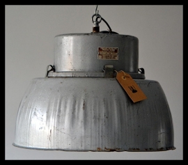 Industriële lamp, grote fabriekslamp. zeer stoere lamp! (meerdere beschikbaar!)