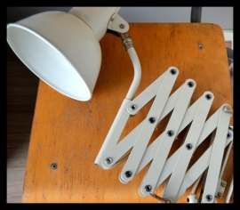 Fraaie schaarlamp grijs, VERKOCHT!