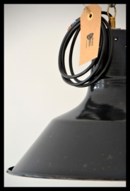 Antraciet/blauw industriële emaille hanglamp. VERKOCHT!