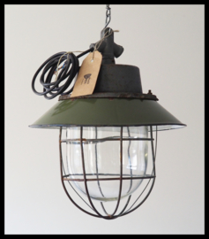 Mooie kooilamp, fraaie olijfgroene kleur! (2 beschikbaar)