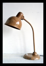 Oude buro lamp "Bauhaus" VERKOCHT!