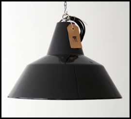 VERKOCHT! Grote industriële emaille louis poulsen lamp!