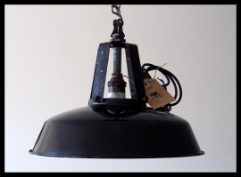 Klassieke Franse emaille Mazda lamp. (2 beschikbaar)