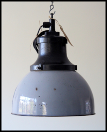 Zeer zeldzame industriële lamp " Industria Rotterdam" , collectors item!