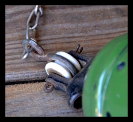 Franse groene industriële emaille hanglamp. Mooie staat! VERKOCHT!