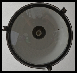 Zeldzame industriële hanglamp GAL, glasplaat onderzijde ! VERKOCHT