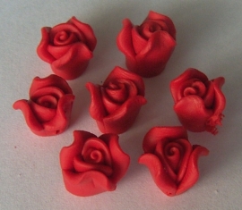 Klein fimo roosje rood