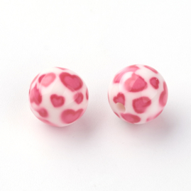 Resin kraal 10 mm met roze hartjes