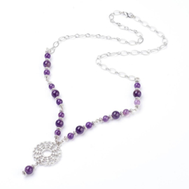 Ketting met amethyst kralen en hanger