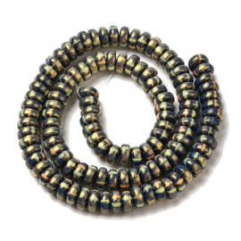 Streng fimokralen rondel met glitter, midnight blue