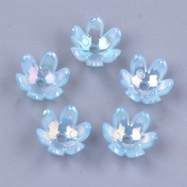 Acryl kralenkapjes bloemvorm, lichtblauw, 12 stuks