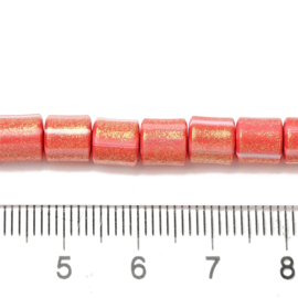 Streng fimokralen kolom met glitter, crimson