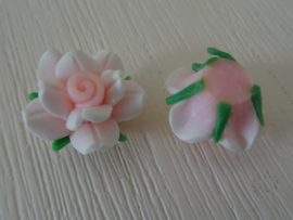 Fimo kraal roosje gemeleerde kleur, lichtroze