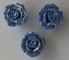 Rooskraal  van porselein in blauw