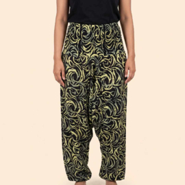 Billy B Pant Aladin Suave pijpen met elastiek blauw/geel/zwart takken